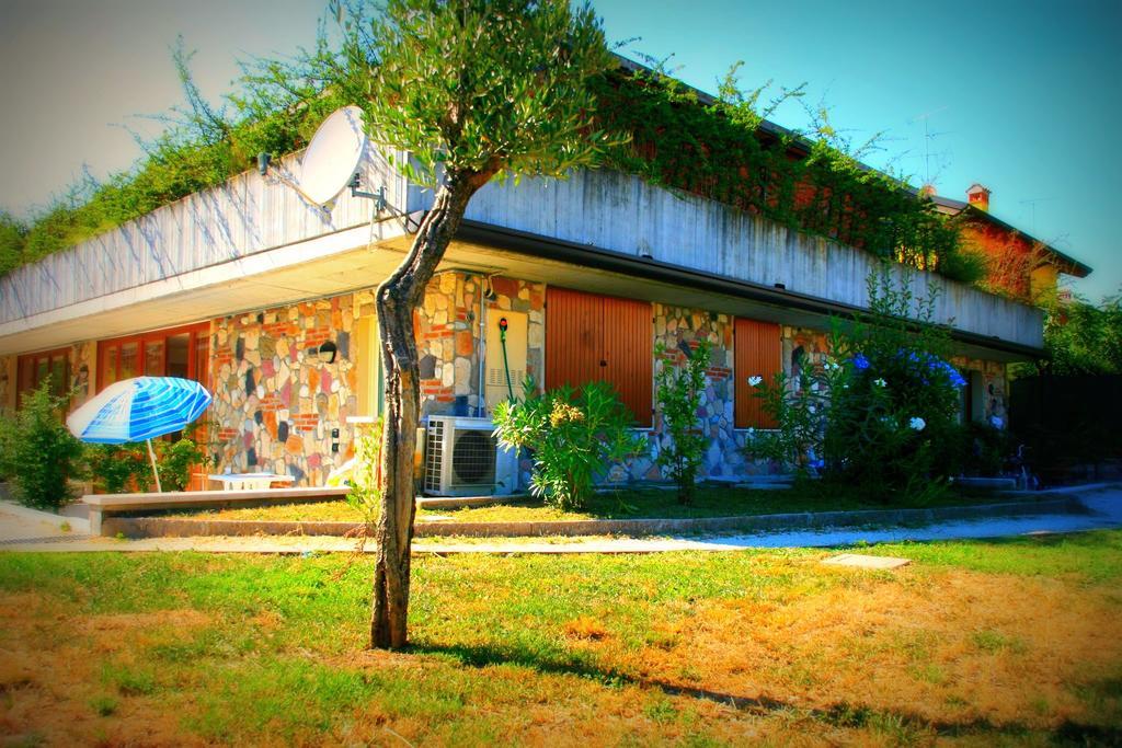 Case Vacanza Le Vele Ντεζεντσάνο ντελ Γκάρντα Εξωτερικό φωτογραφία
